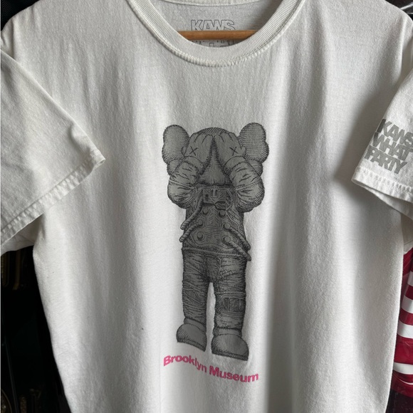 KAWS What Party Brooklyn Space Companion TShirt Size L - Picture 1 of 4